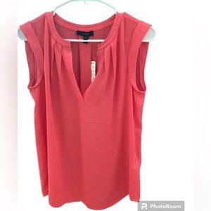 J. Crew Women's Sleeeveless Top Size 2 New with tags.
